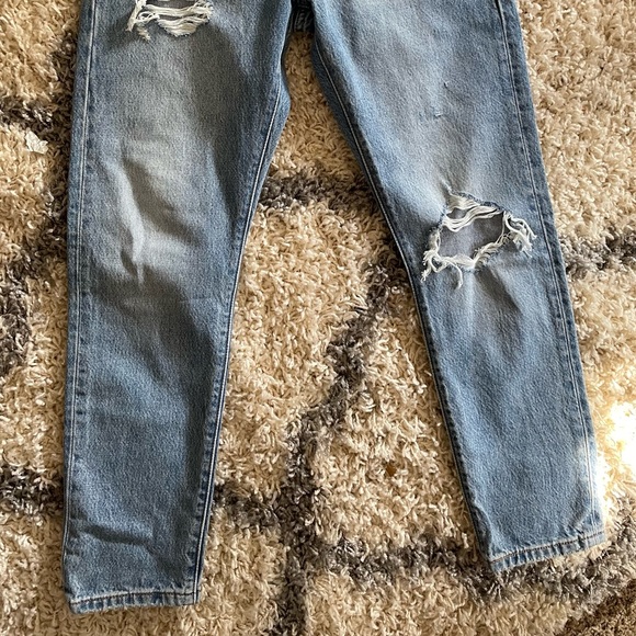 NWT- Levi’s 501 high rise skinny jeans. 27X28. - Picture 4 of 6